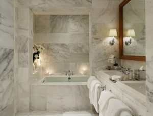 Tips para el mantenimiento de baños en mármol